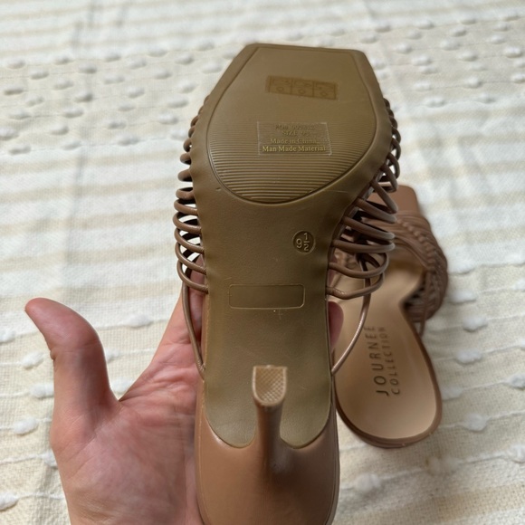 Journee Collection Womens Saskia Tru Comfort Foam Open Toe Heels size 9.5 - Picture 9 of 12